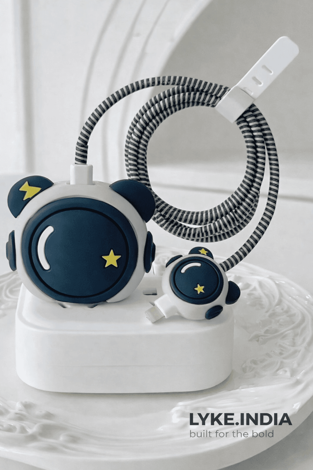 Astronaut Bear Charger Protector Set